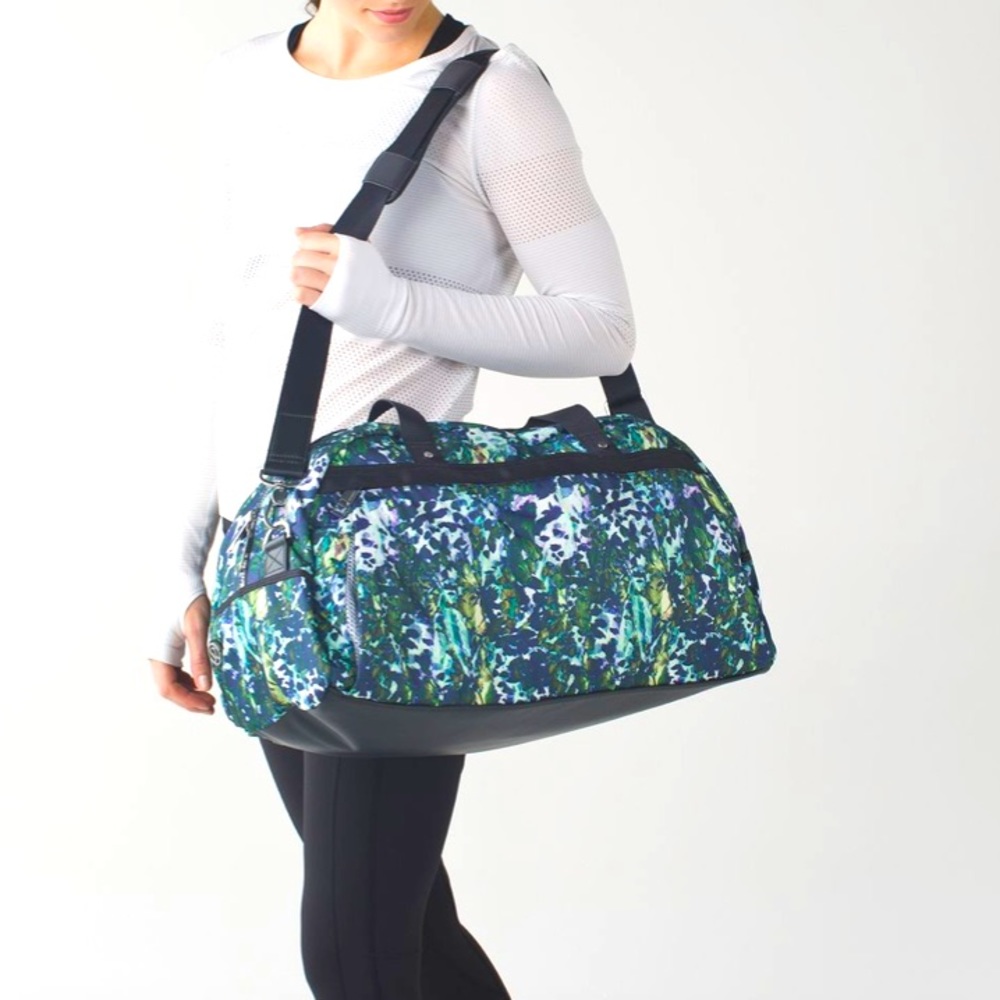 Lululemon all you need duffel floral deep coal